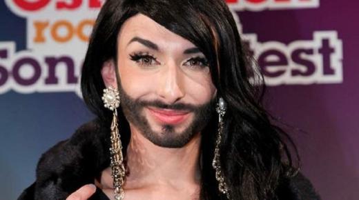 مغني نمساوي يجمع بين الرجل والمرأة ليكون من الجنس الرابع !