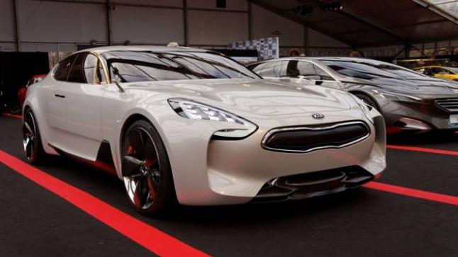 كيا جي تي 2018 Kia GT صور جديدة وتصميم مميز يتنافس بقوة مع بقية السيارات