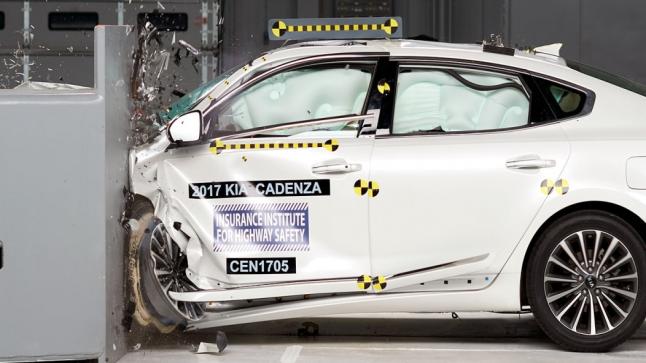 احدث المعلومات عن حصول كيا كادينزا على أفضل اختيار سلامة بالصور