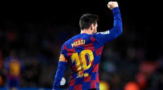 تقارير: نيمار ودي ماريا قد يكونوا سبب انتقال ميسي لباريس سان جيرمان