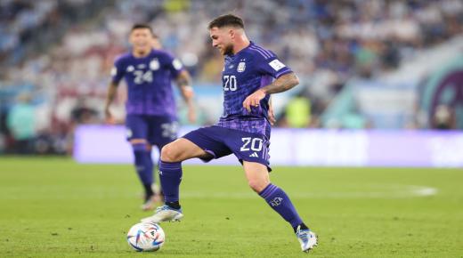 صراع إنجليزي على موهبة الأرجنتين