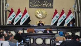 حيدر العبادي يصدر أمرا بمنع سفر عدد من النواب مؤقتا بسبب تهم فساد