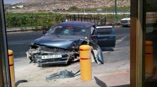 مقتل فلسطينيين إثنين وجرح شابة برصاص جنود الإحتلال الإسرائيلي