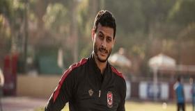 محمد الشناوي وحسام البدري يغيبان عن حصص مران الأهلي اليوم الأربعاء