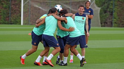 عودة نجوم برشلونة خلال مران يوم غد الخميس تحضيرا لمباراة مالاجا