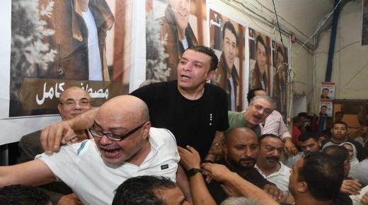 مصطفى كامل يكشف حقيقة التحقيق مع هاني شاكر