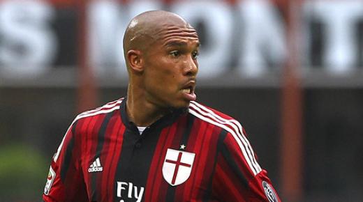 مجلس ادارة فريق ليستر سيتي الانجليزي يتعاقد مع نايجل دي يونج ؟