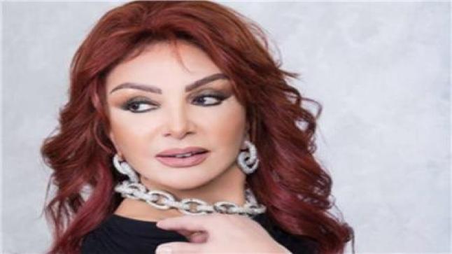 نبيلة عبيد: عمرو دياب كان ضيف دائم في أعياد ميلادي
