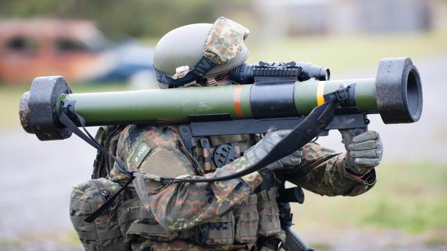 روسيا تحشد قواتها وتبدأ إرسال جنودها إلى بيلاروسيا