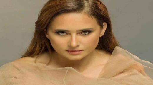 نيللي كريم: أدرس عدد من السيناريوهات للوقوف على العمل الجديد في رمضان المقبل