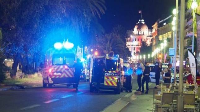 ردود أفعال منددة بهجوم نيس وكلينتون تؤكد عدم وجود تعاون أمني كاف