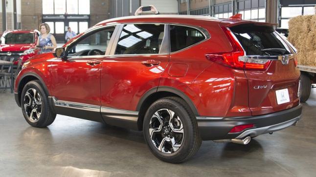 مواصفات سيارة هوندا CRV 2017 الخارقة وقيمتها بالصور
