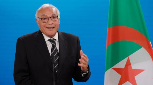 وزير الخارجية الجزائري: مجلس الأمن لا بد أن ينفذ قرار ضد إسرائيل بوقف جرائم الحرب