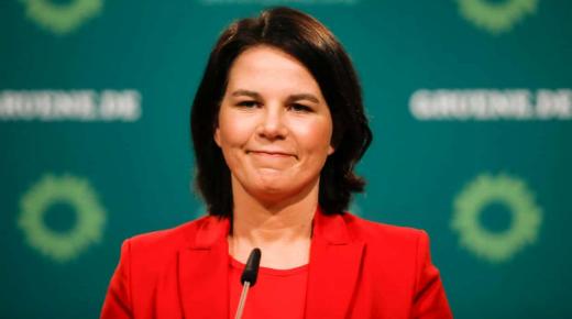 وزيرة الخارجية الألمانية تكشف عن حجم مساعدات بلادها لقطاع غزة