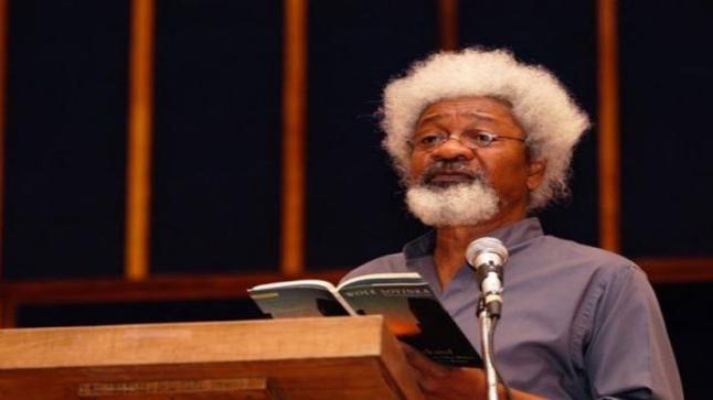 سوينكا يتعهد بالوفاء بوعده بالخروج من الولايات المتحدة مع وصول ترامب