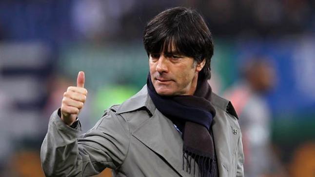 يواخيم لوف مستمر مع منتخب بلاده لأربعة سنوات أخرى