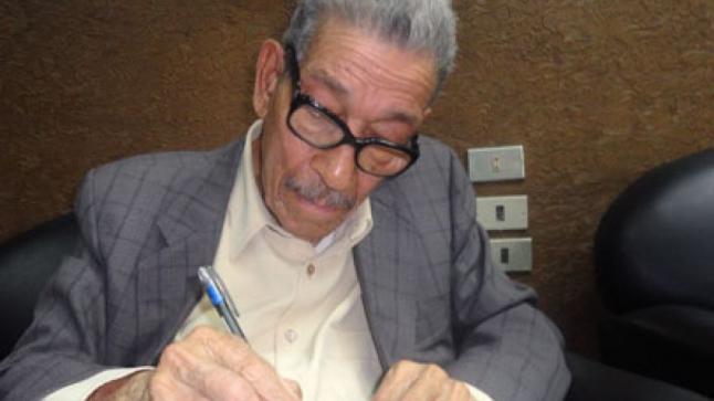 الإعلان عن تكريم يوسف الشاروني يوم غد الموافق 22 فبراير 2017 في معرض مسقط للكتاب