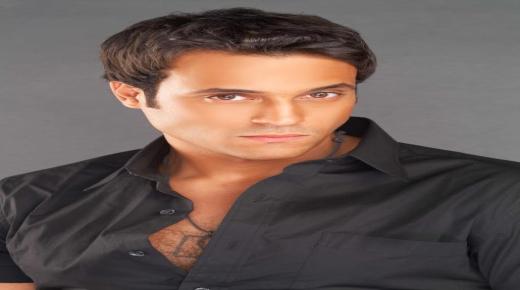 يوسف الشريف يكشف حقيقة حسابه على تويتر